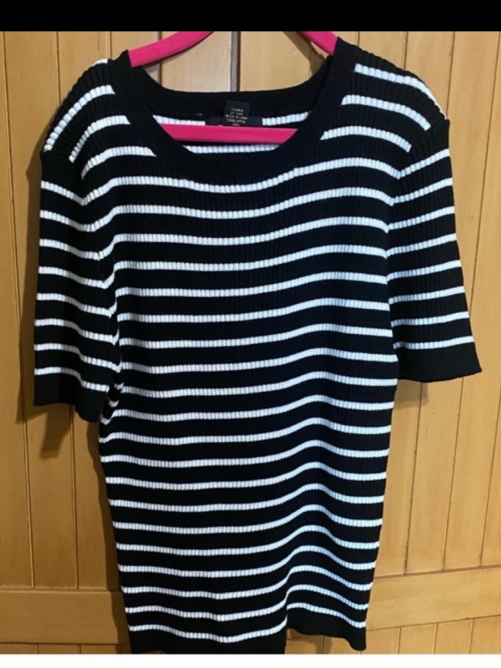 Ribbed knit Sweater/Short sleeved Top- Black&White striped Size Large